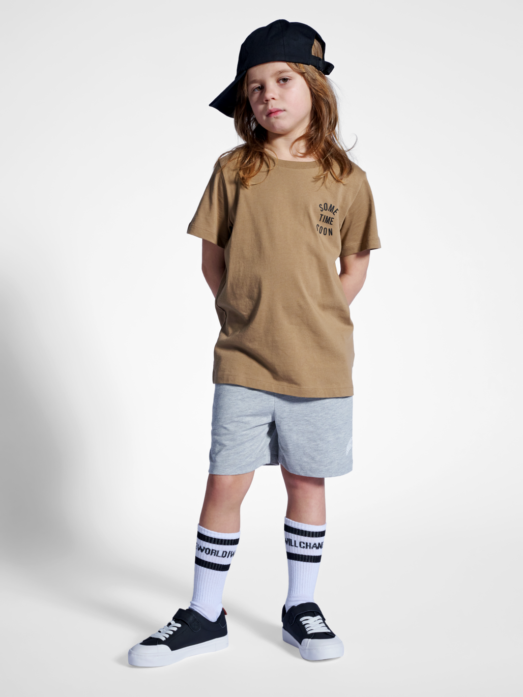 stmREVOLUTION T-SHIRT S/S, SEPIA TINT, model