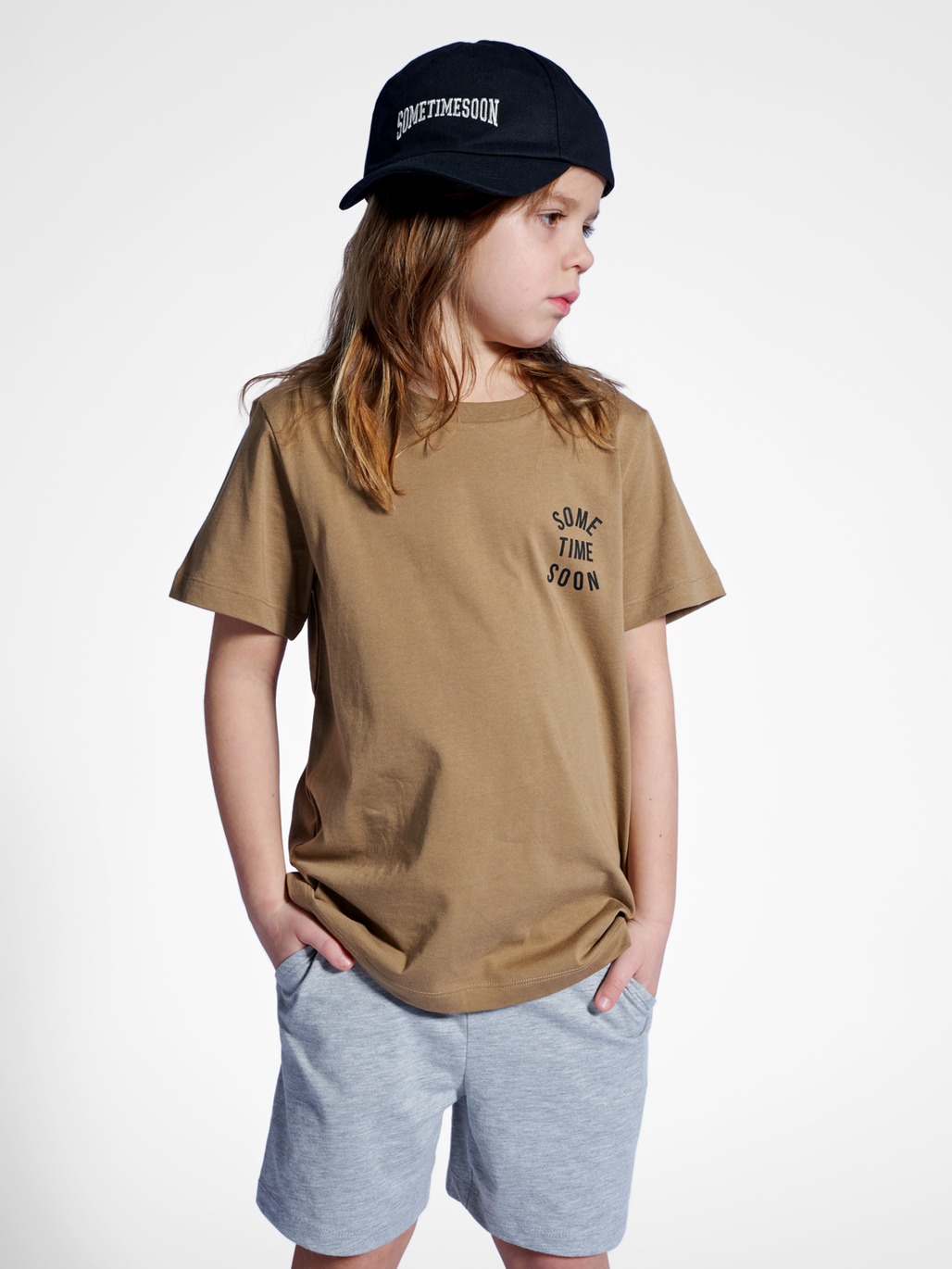 stmREVOLUTION T-SHIRT S/S, SEPIA TINT, model